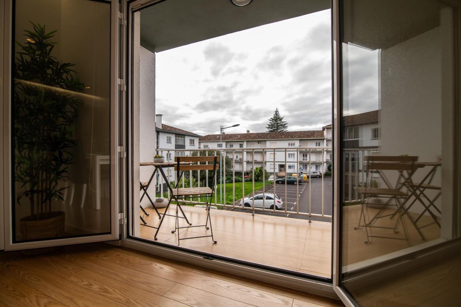 Ferienwohnung Alojamento Encantador No Centro De Ponta Delgada Exterior foto